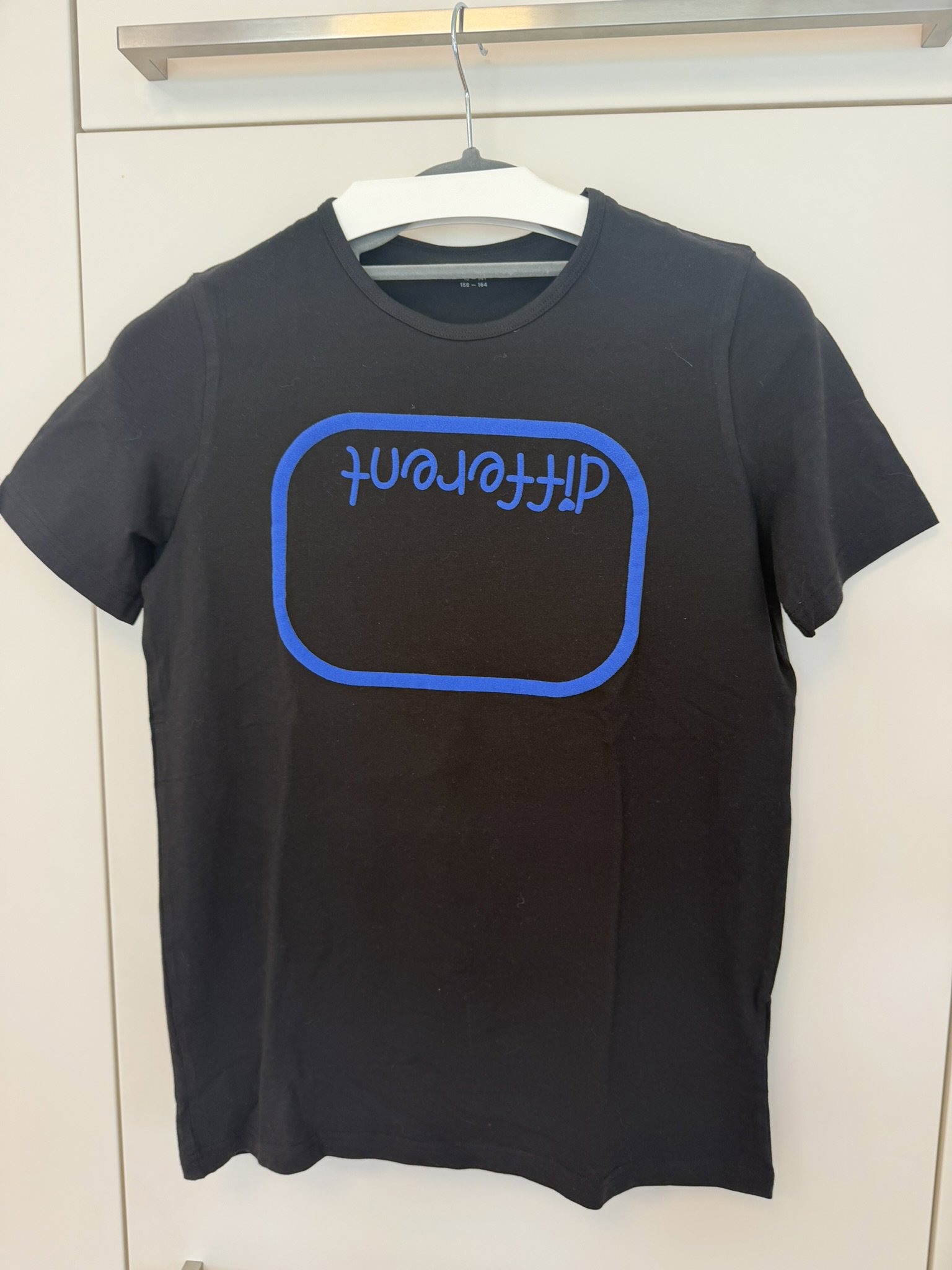 Yuvarlak Yakalı T-Shirt