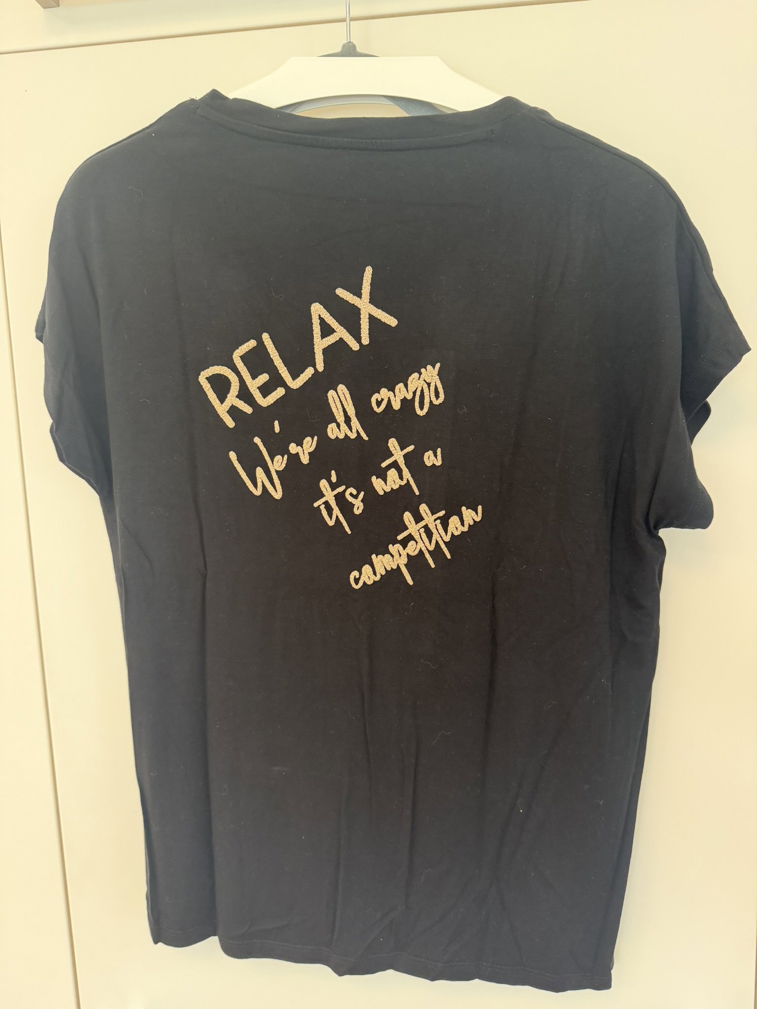 V Yakalı T-Shirt