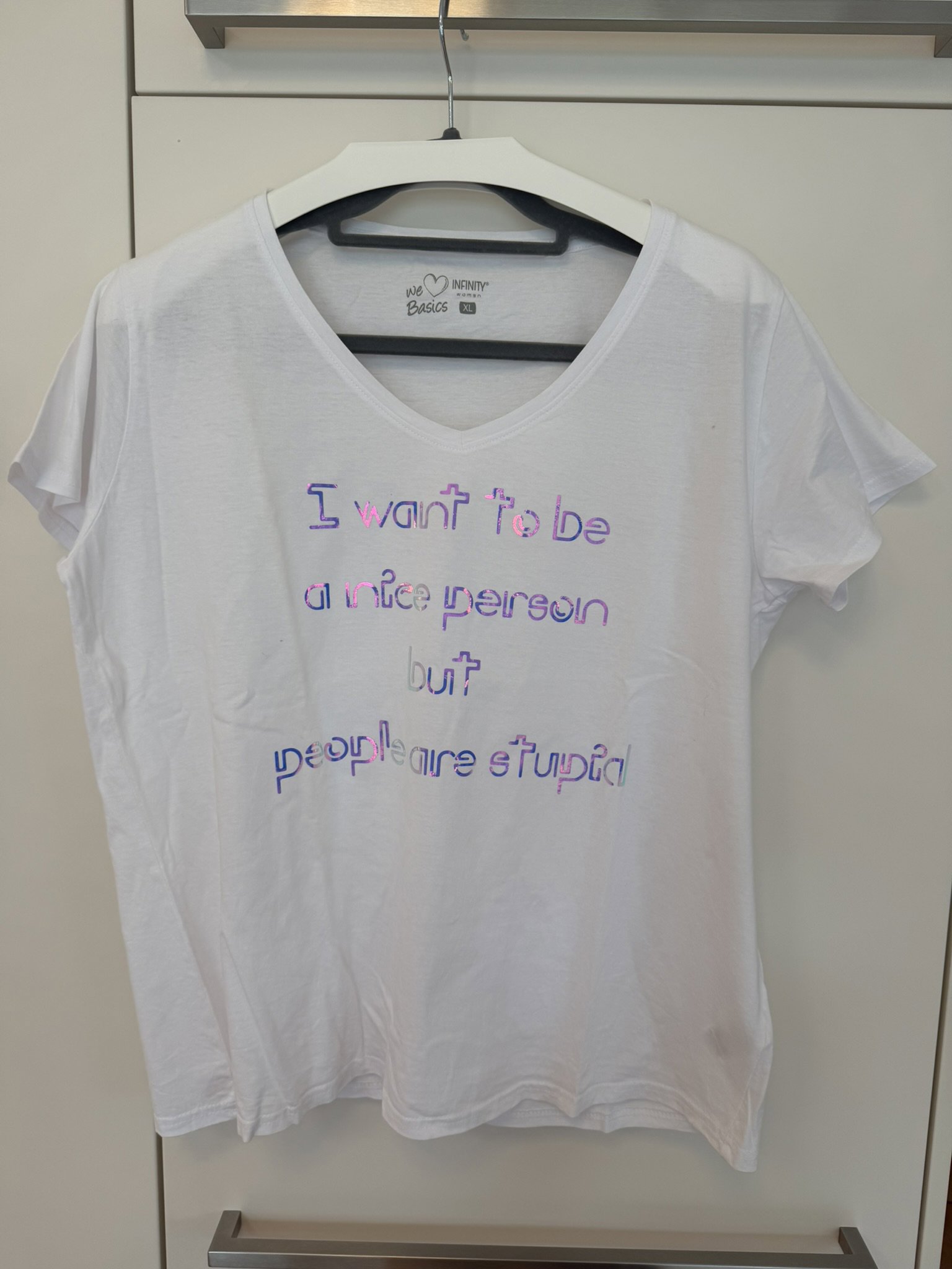 V Yakalı T-Shirt